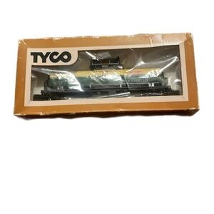 Vintage Tyco DuPont railroad car